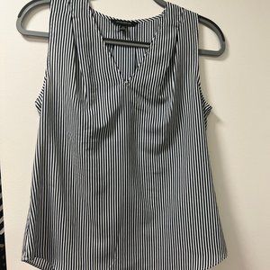 Banana Republic Shirt - Size XS